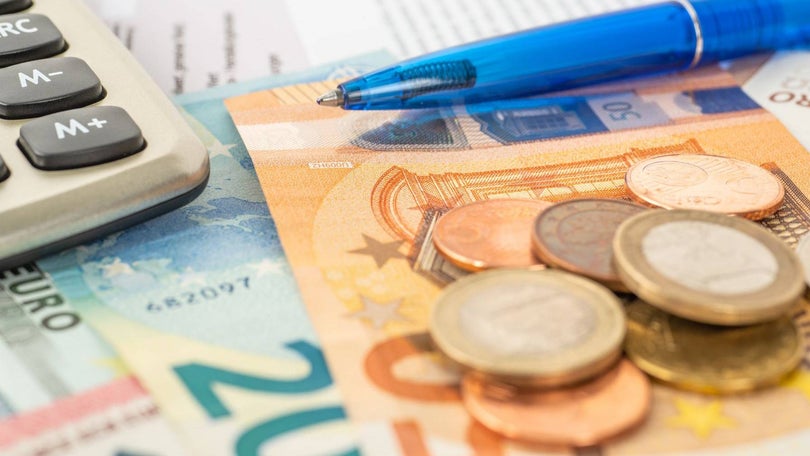 Salários mínimos na UE chegam aos 2.500 euros