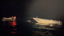 Imagem de Marinha recolhe embarcação de alta velocidade ao largo do Cabo de São Vicente (vídeo)