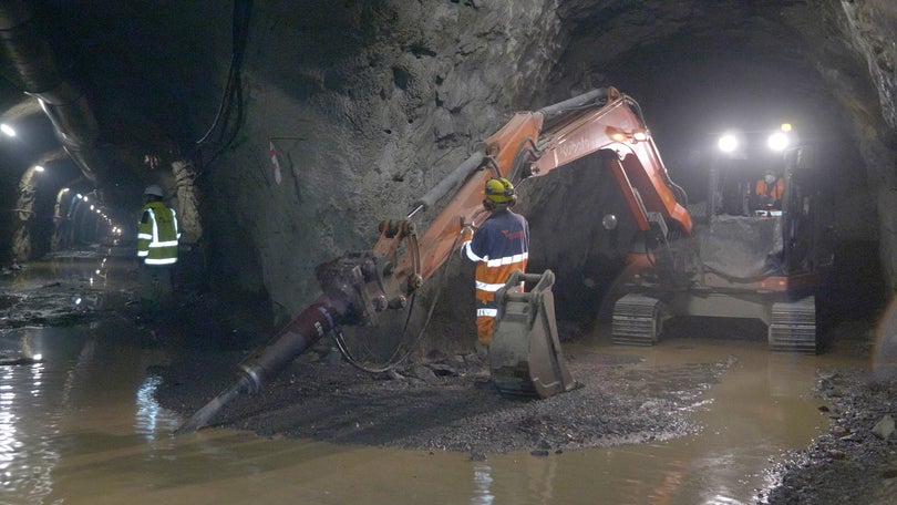 Imagem de Obras no túnel do Pedregal