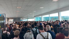 Imagem de Plenário do SEF causa caos no aeroporto