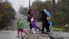 Imagem de Migrações: Primeiro grupo de 25 menores provenientes da Grécia a caminho de Portugal