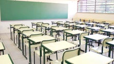 Imagem de Quase 14 estudantes em cada 100 deixam o ensino antes de o concluir