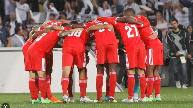 Benfica perde mais três pontos na corrida ao título