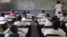 Imagem de Covid-19: Luanda sem condições para reiniciar aulas no ensino primário