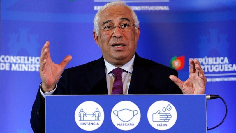 Imagem de Número de empresas com apoio à retoma cai 61%