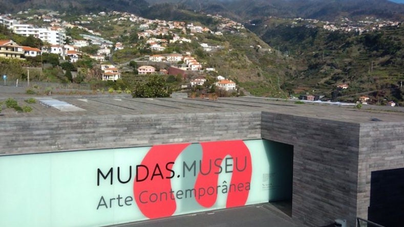 Artista Sofia Areal revisita obras dos últimos 15 anos em exposição na Madeira