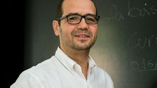 Imagem de ALIANÇA: Professor estreia-se na política como cabeça de lista do novo partido Aliança
