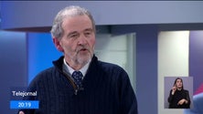 Imagem de Madeira em contraciclo com o pais (vídeo)