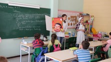 Imagem de Educadores de infância e professores do 1.º ciclo querem redução da carga horária
