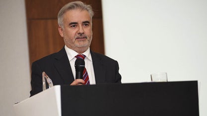 Imagem de Presidente da República destaca carreira brilhante de Pedro Camacho