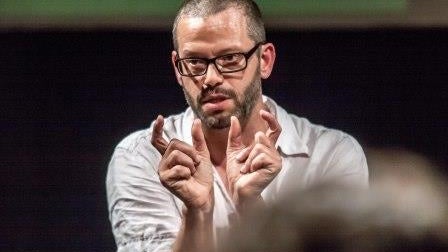 Imagem de João Fiadeiro participa do Tubo de Ensaio