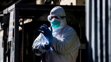 Imagem de Existem equipamentos de proteção individual suficientes, garante Autoridade de Saúde Regional (Vídeos)