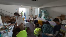 Imagem de Uma tonelada de alimentos e medicamentos (vídeo)