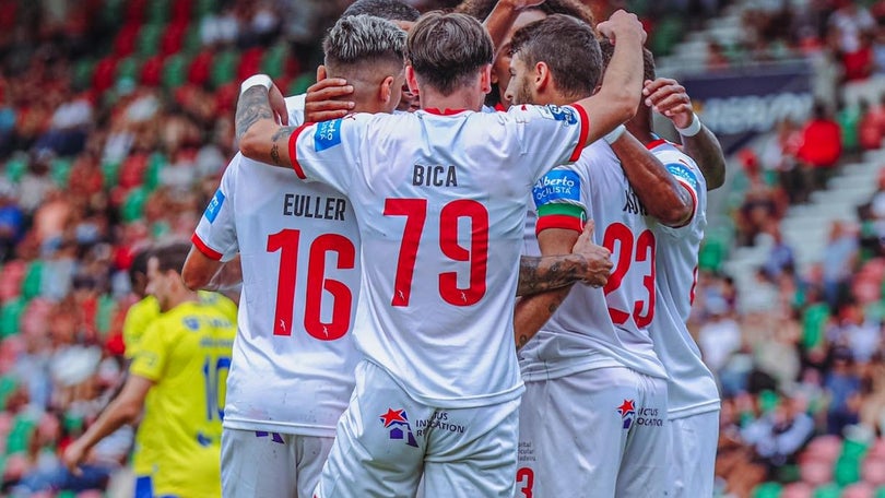 Imagem de Marítimo goleia Mortágua e segue na Taça de Portugal