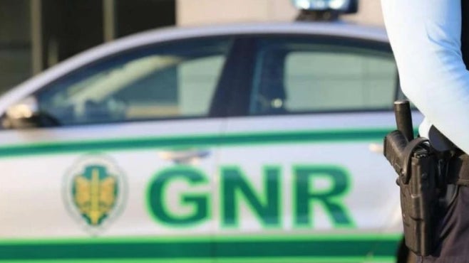 Soneca em horas de serviço custa 1.752 euros a dois militares da GNR