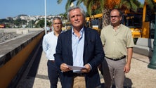 Imagem de CDS desafia Governo a aprovar  passe social único