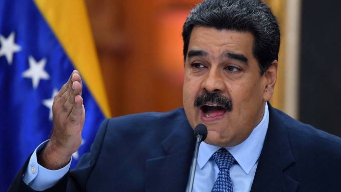 Maduro acusado de mentir sobre a vacinação