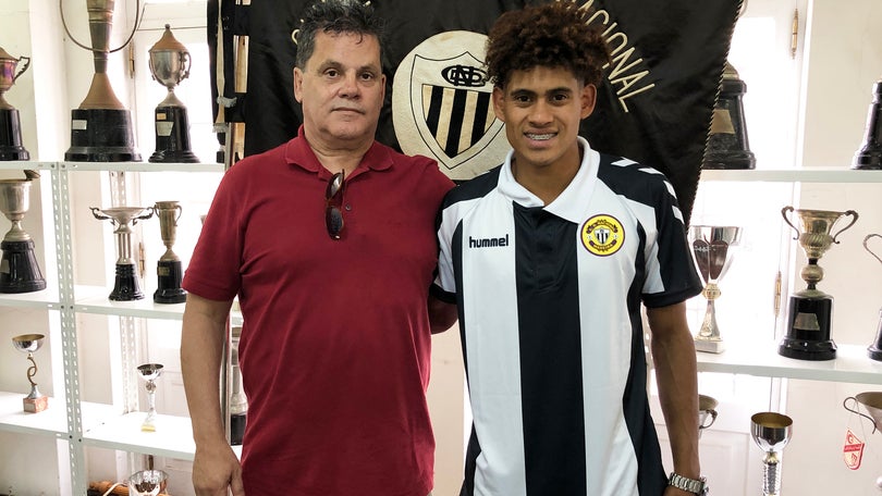 Lateral esquerdo uruguaio Anthony Sosa reforça Nacional