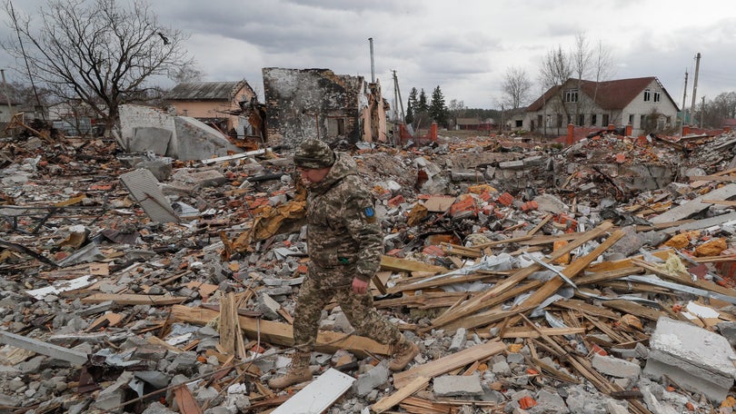 Imagem de Rússia anuncia ataque a fábrica militar nos arredores de Kiev