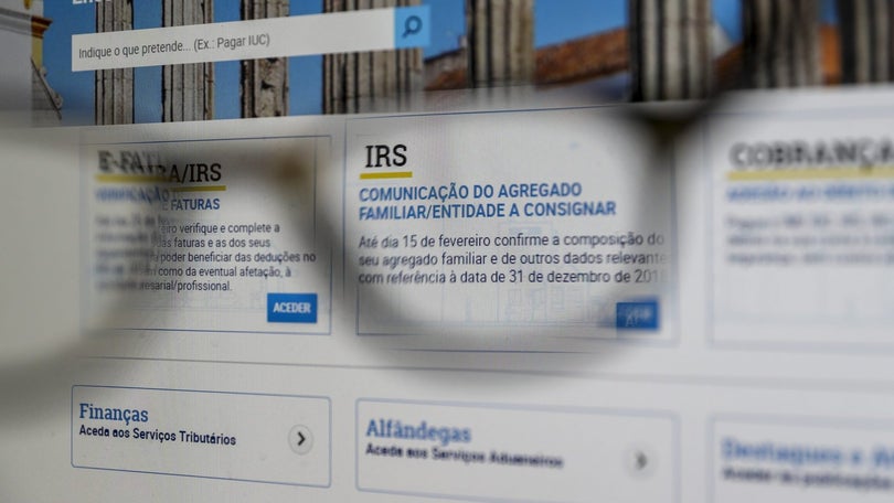 Imagem de Contribuintes têm até hoje para pagar imposto