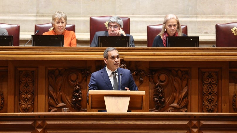 Carlos Pereira defende suspensão da Lei de Finanças