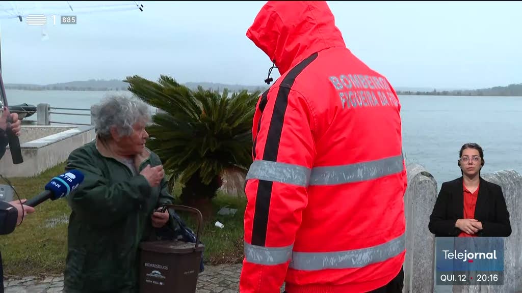 Imagem de Freguesia de Ereira isolada há mais de uma semana