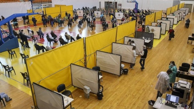 Imagem de Mais de 108 mil pessoas vacinadas contra Covid e gripe