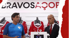 Imagem de Daniel Ramos foi oficialmente apresentado pelo Santa Clara (Vídeo)