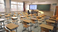 Imagem de Mais quatro escolas com casos de Covid