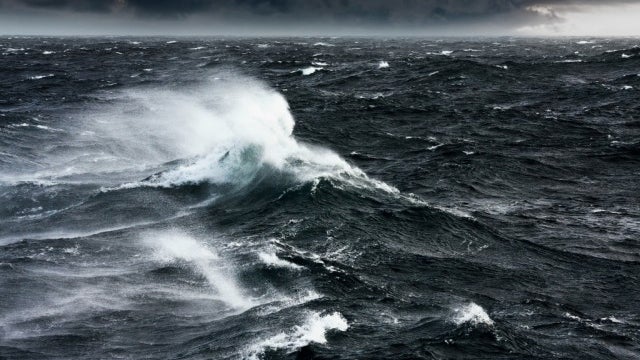 Madeira sob avisos de mau tempo, vento forte e agitação marítima