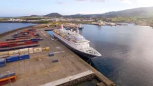 Imagem de Cruzeiros vão acomodar-se no Porto da Praia da Vitória (Vídeo)