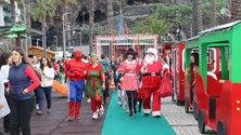 Imagem de Pai Natal distribuiu prendas e alegria na Ribeira Brava (vídeo)