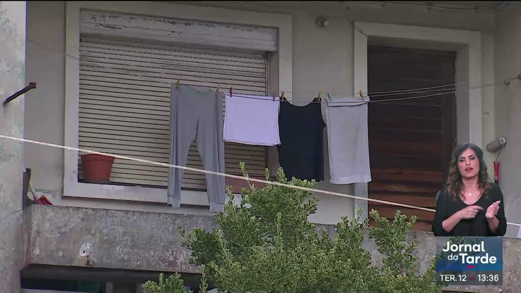 Moradores de bairro social de Valongo recusam abandonar as habitações