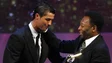 Imagem de Ronaldo distinguido pela Fundação Pelé «excelência nos campos e fora deles»
