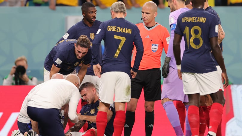 Imagem de França goleia Austrália na estreia do lusodescendente Victor Gomes em Mundiais