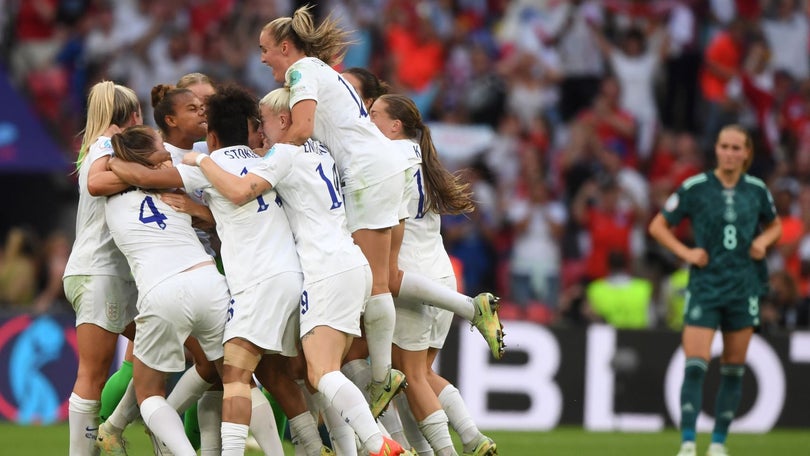 Imagem de Inglaterra sagra-se campeã pela primeira vez
