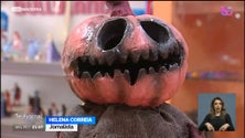 Imagem de Sacos do pão por deus e disfarces de bruxas esgotaram (vídeo)