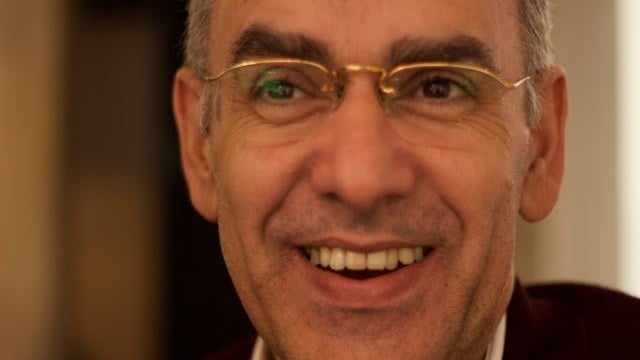 Imagem de Alexandre Borges – Mário Cabral: o anjo do guarda-sol aberto