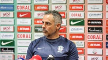 Imagem de José Gomes pede apoio aos adeptos para ajudar Marítimo a regressar às vitórias