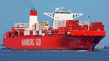 Imagem de Governo da República recua no Registo Convencional de Navios