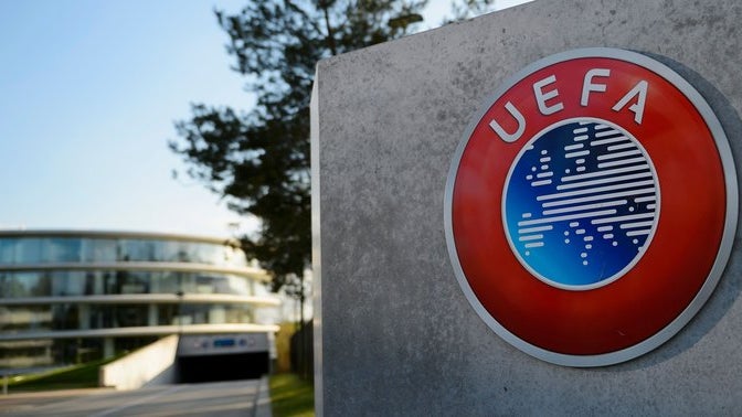 UEFA é a única federação a tentar minimizar a poluição das suas competições