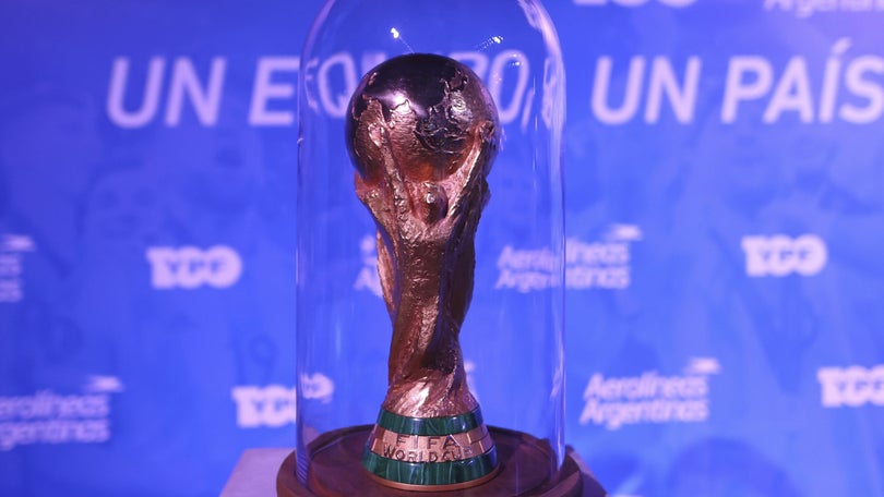Imagem de FIFA vai distribuir 215 ME aos clubes por cedência de jogadores