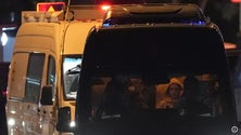 Imagem de Hamas entrega 17 reféns à Cruz Vermelha