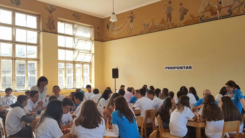 Imagem de Liceu Jaime Moniz acolheu o 3º encontro do Orçamento Participativo Funchal 2016