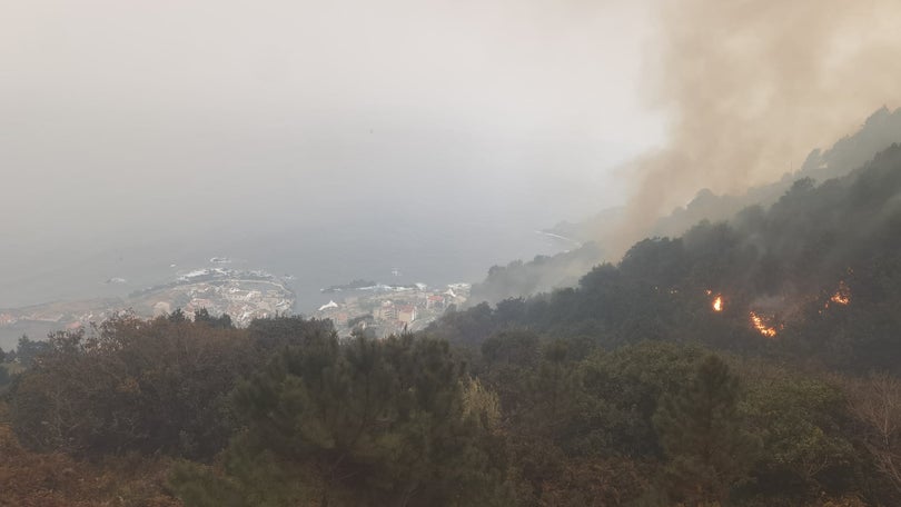 Suspeita de fogo posto em incêndio no Porto Moniz —