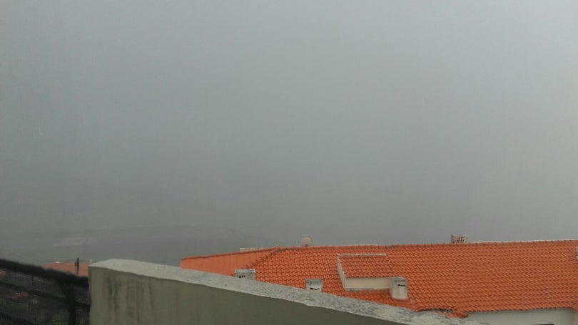 Imagem de Aeroportos da Madeira, de Tenerife e Las Palmas condicionados por causa do estado do tempo