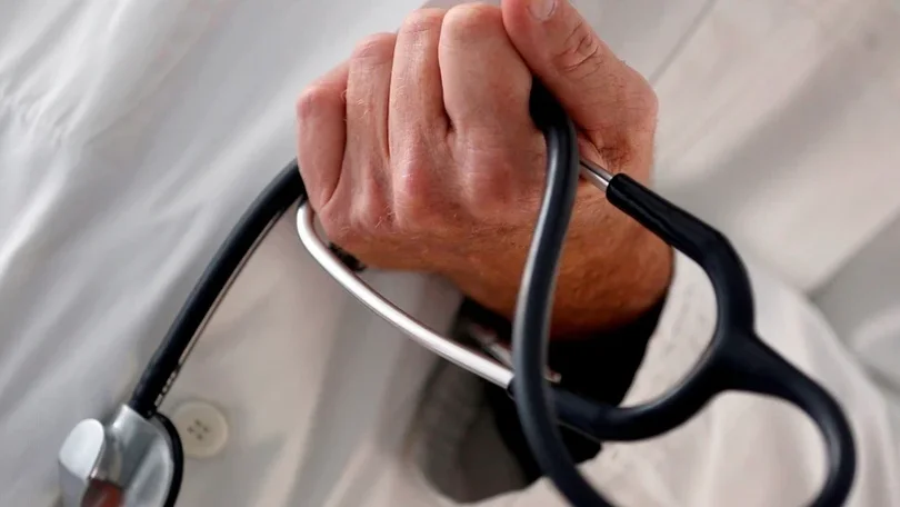 Imagem de Federação dos médicos não aceita perda de direitos na negociação «fictícia» com o Governo