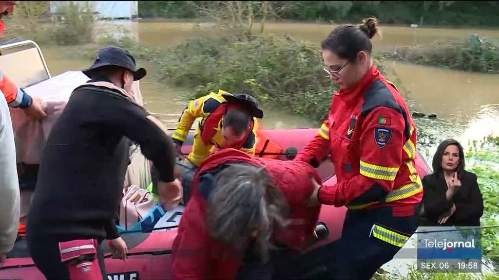 Mais de 360 pessoas retiradas de casa em Santarém devido à subida do Tejo