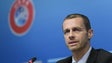 Covid-19: Presidente da UEFA diz que jogos vão continuar sem público