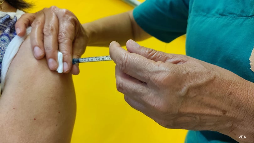 8,5% da população madeirense com vacinação completa